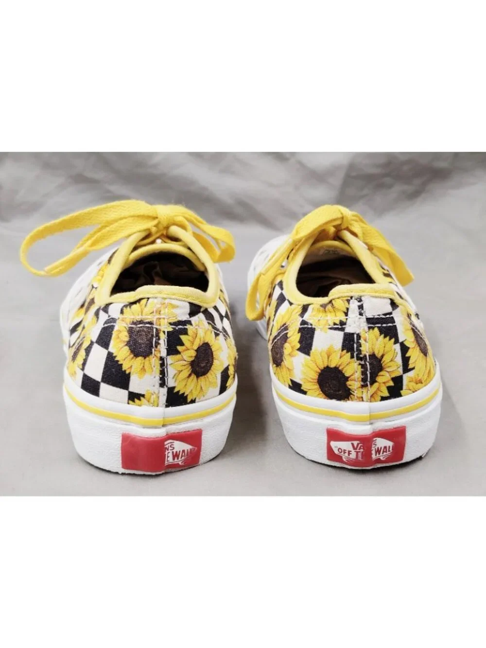 Vans Authentic Sunflower Bee Checkerboard Shoes Yellow Youth Size 3 Canvas
